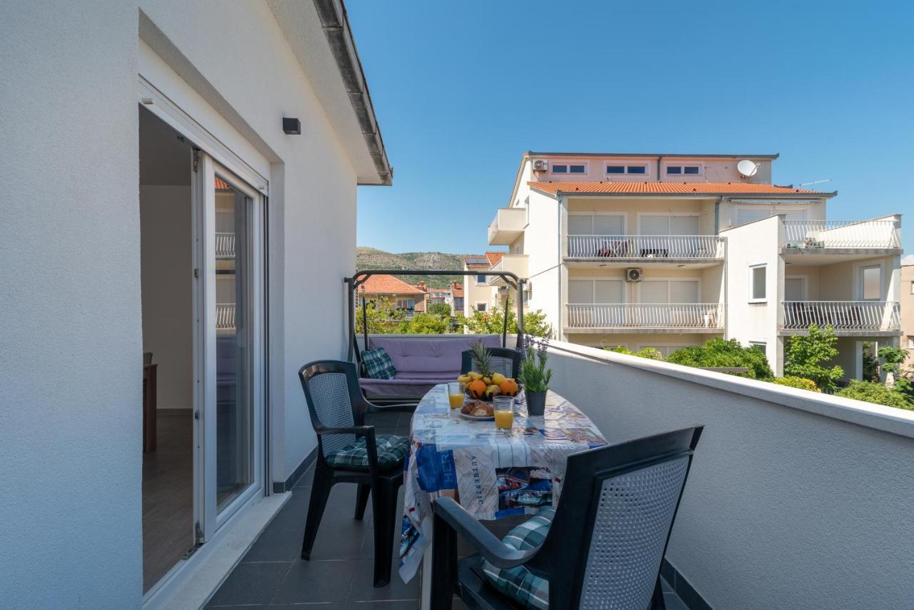 Apartmani Ante & Sime Traù Esterno foto