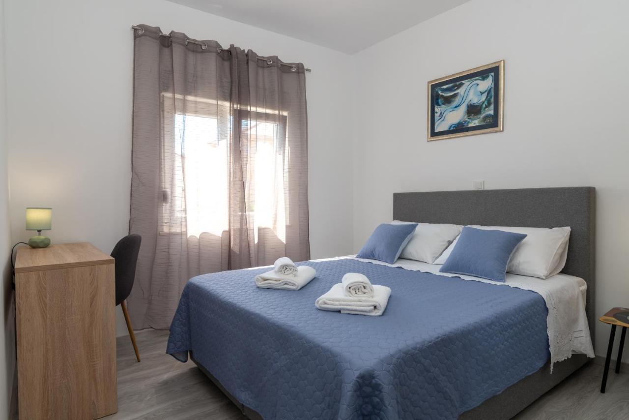 Apartmani Ante & Sime Traù Esterno foto